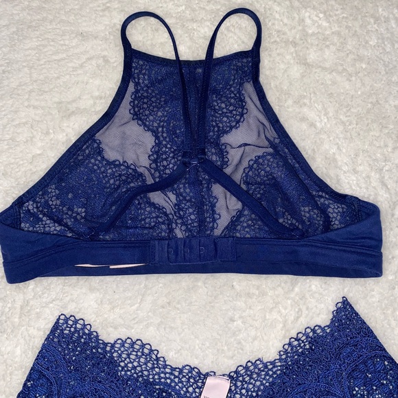 Vs Limited Edition Body by Victoria Lace&Mesh High Neck - Picture 4 of 8